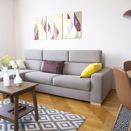 Nicola'S Apartment โนวีซาด ภายนอก รูปภาพ
