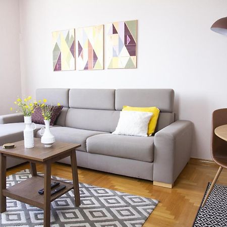 Nicola'S Apartment โนวีซาด ภายนอก รูปภาพ